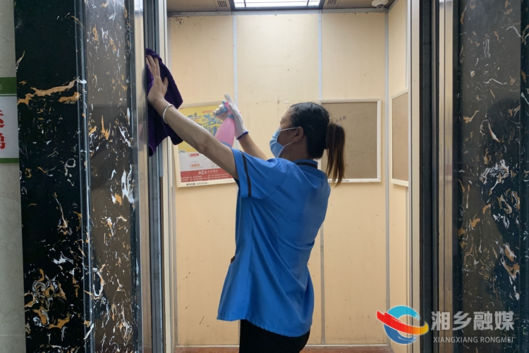 【防控疫情 我们在一起】市住建局:筑牢物业小区"防疫墙"