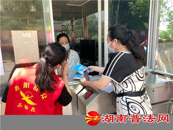 8f859b27c9d24d04b3edec3e5cae3075.jpg 8f859b27c9d24d04b3edec3e5cae3075.jpg