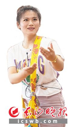 赵月红饰演向警予