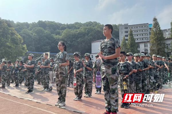 淞南中学举行新生入学体验教育启动仪式_小学·初中_株洲站