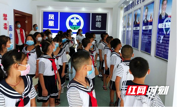 图片45.jpg 图片45.jpg