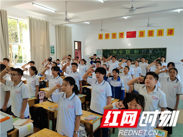 红1.jpg