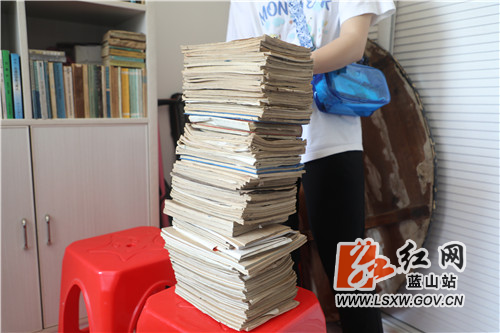 黄旭彪多年教学备课本.JPG