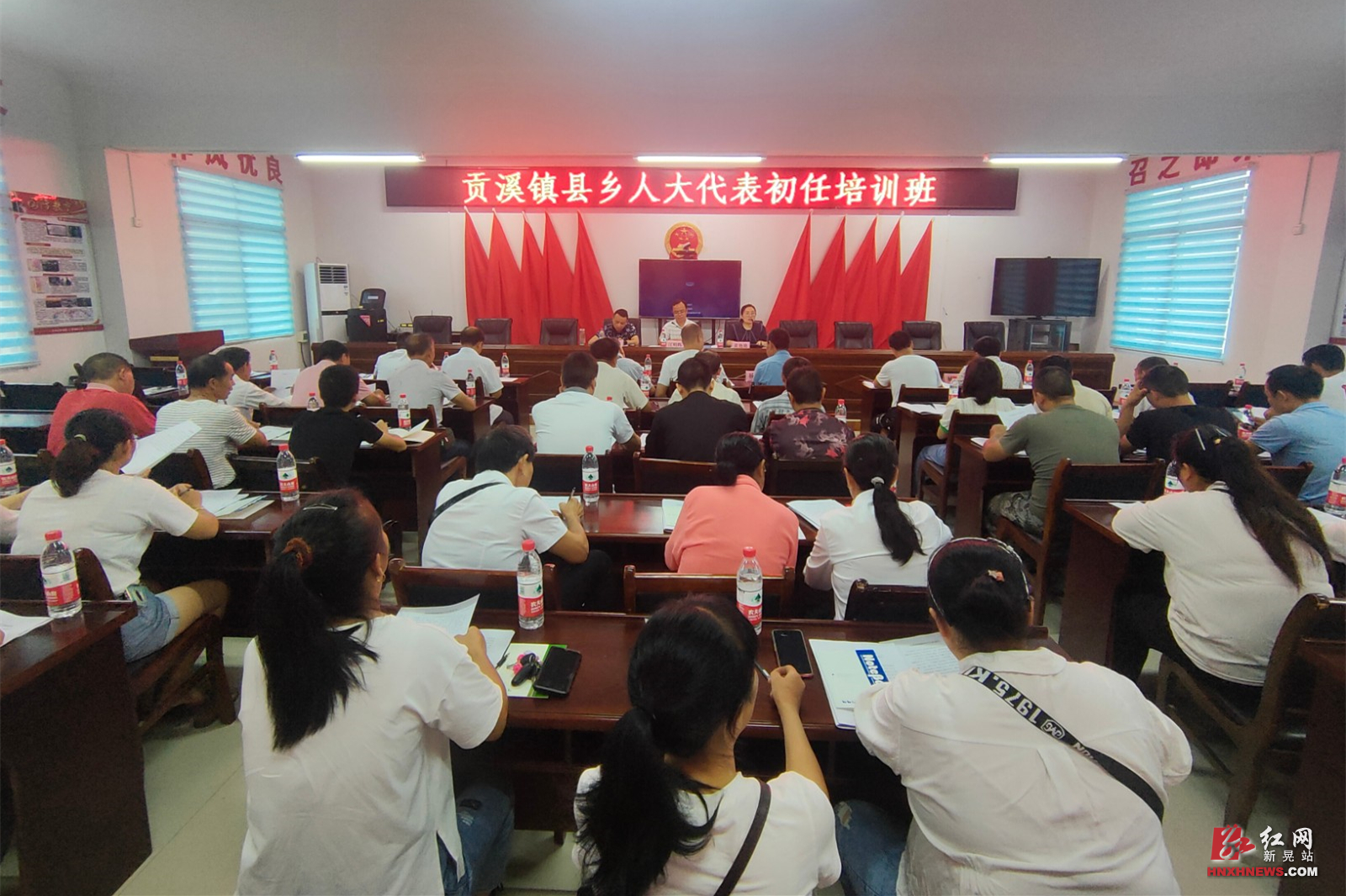 9e4f06e02e01a85b2ec8e5b50c348e39_副本.jpg