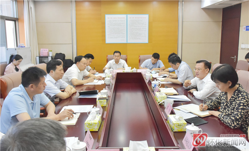 9月22日上午，市委副书记、市长黎春秋带队赴省商务厅衔接工作，与省商务厅党组书记沈裕谋座谈交流。