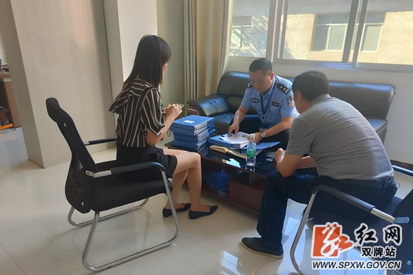 交警2_副本_副本.jpg