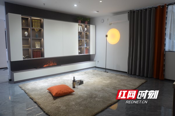 湘云全屋定制展厅内景 (2).jpg