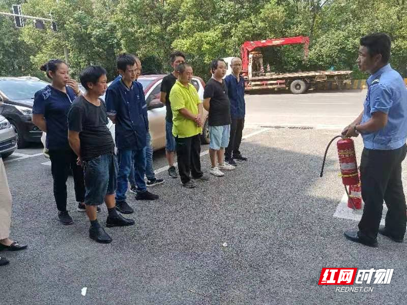 雨花区桔园社区开展消防应急演练 共筑平安防火墙