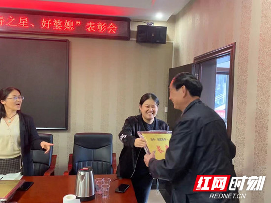 微信图片_20211013211329_副本.jpg
