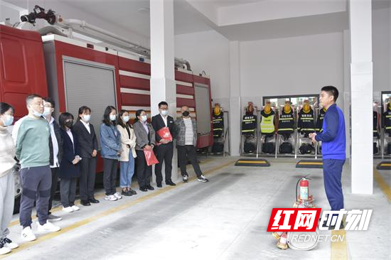 fa228d627e99d8beab9cb637cc3eeaa.jpg