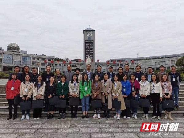 微信图片_20211013093331_副本.jpg