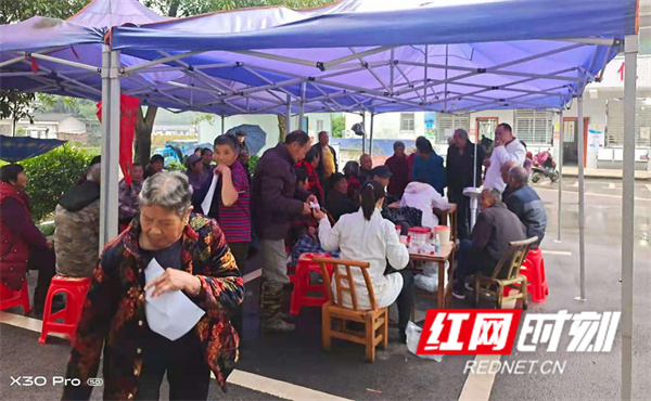 老年人免费体检.jpg