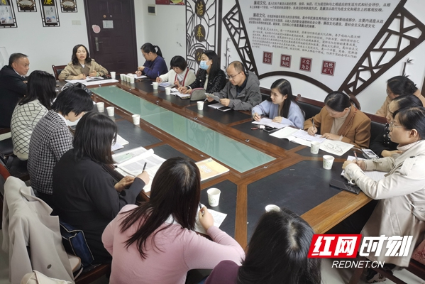 12、英语评课.jpg