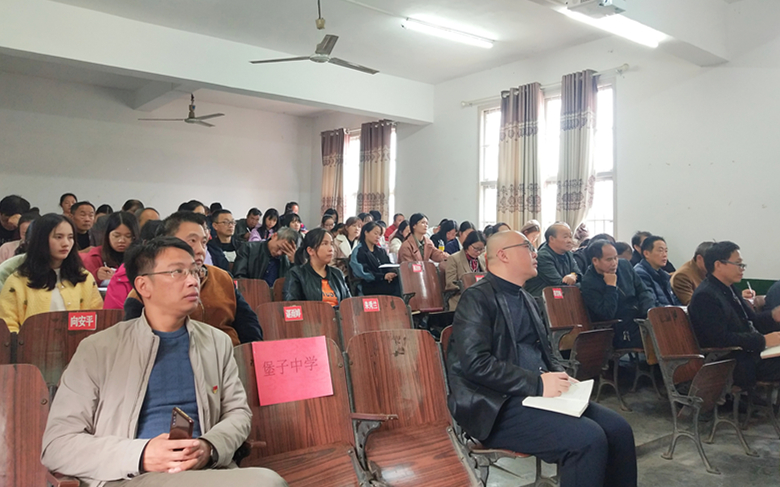 听课现场.jpg