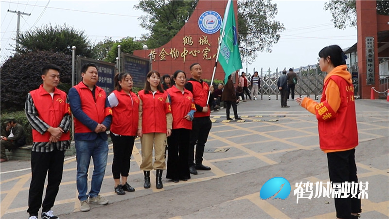 毛克文 黄金坳团员.mp4_20211103_173338.262_副本.jpg