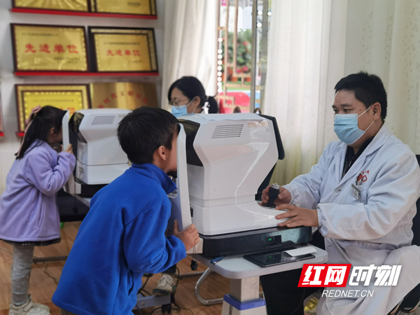 检测现场。.jpg 检测现场。.jpg