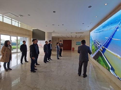 民革湖南省委会水环境安全专题民主监督调研开展长沙湘江航电枢纽库区2.jpg