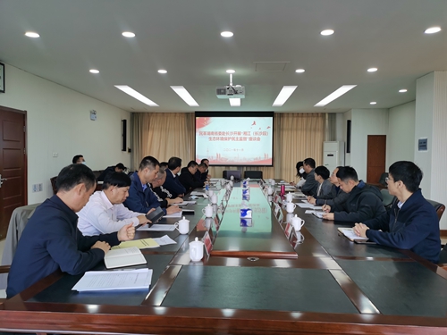 民革湖南省委会水环境安全专题民主监督调研开展长沙湘江航电枢纽库区3.jpg