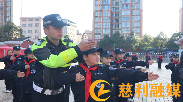 IMG_5703_副本11111111.jpg IMG_5703_副本11111111.jpg