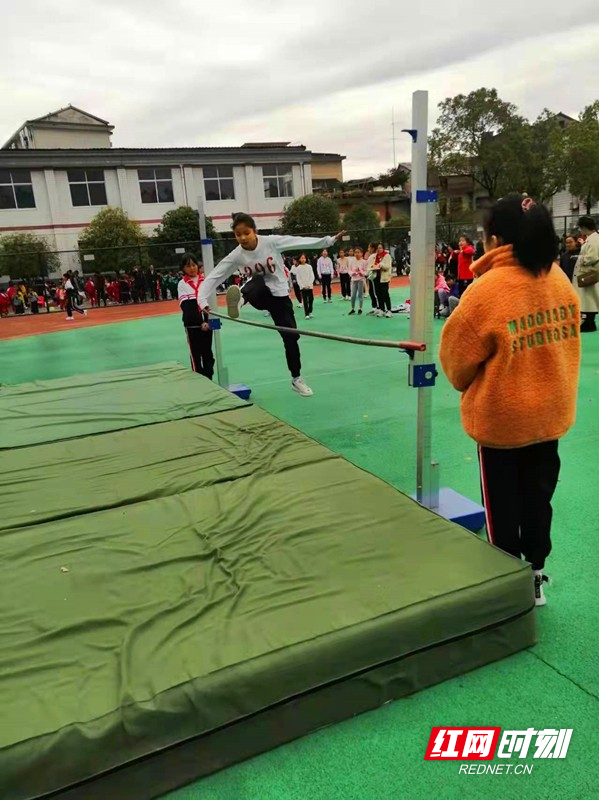8b1d5e27-0ccf-4d1b-9850-590159782693.jpg
