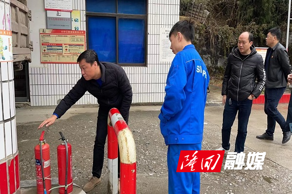 b0c5c3ad9c0bc3c7caed25924bfa1a7.jpg b0c5c3ad9c0bc3c7caed25924bfa1a7.jpg