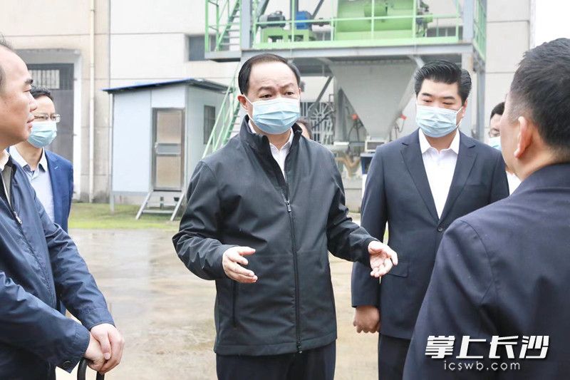 郑建新到岳麓区下沉督访。刘书勤摄