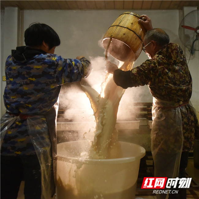 湖南衡山：豆腐产业助农增收