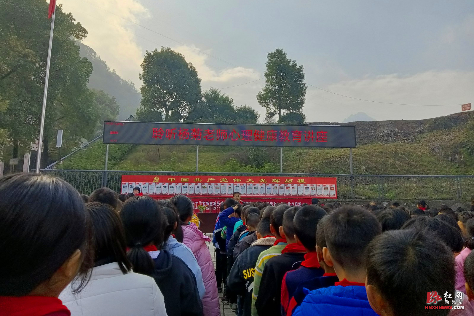 9103df05a7fea409cdf804f88445257c_副本.jpg