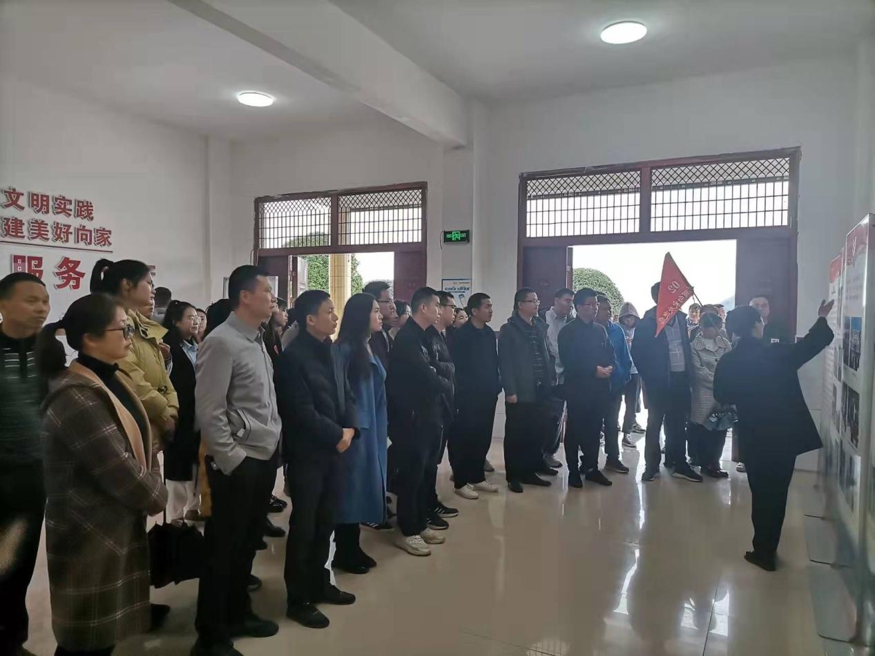 大祥区委党校秋季主体班开展“走进美丽乡村、助力乡村振兴”现场教学活动_邵阳头条网