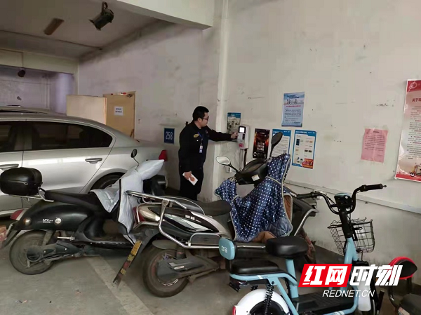 图片2.png 图片2.png