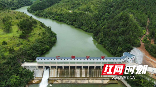 宁远： 全面推行“河长制”     一江碧水舞九嶷03_副本500.jpg