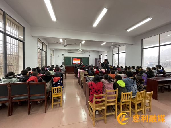 微信图片_20211215131112.jpg