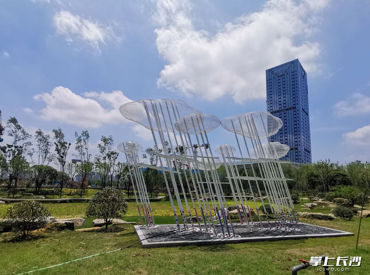 中央“綠軸”馬欄山公園建成開園。長沙晚報(bào)全媒體記者 王志偉 攝