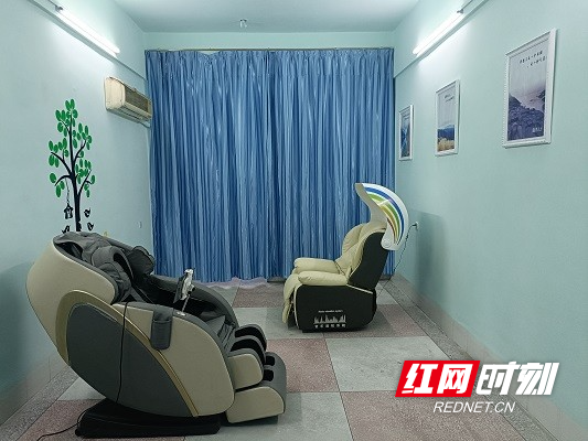 2临武六中的音乐放松区。.jpg