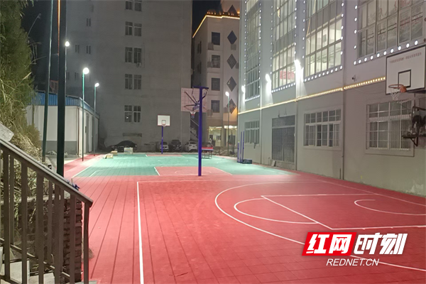 金田社区新建篮球场.png