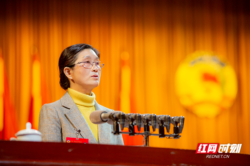 李雪莲.jpg 李雪莲.jpg