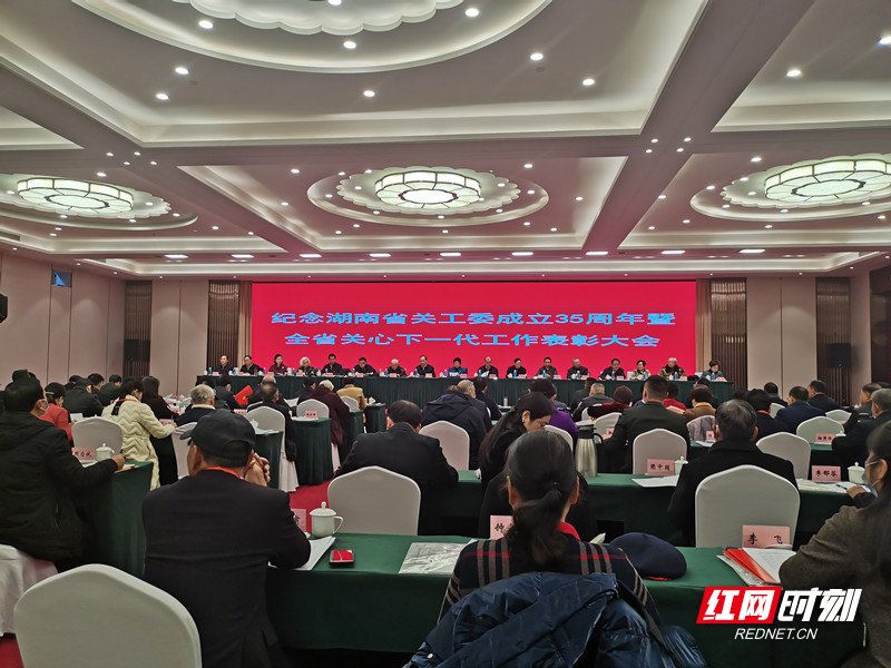 98a63f9a9402dc2ba0e75183536ed88_副本.jpg