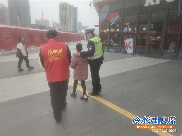交警2.jpg