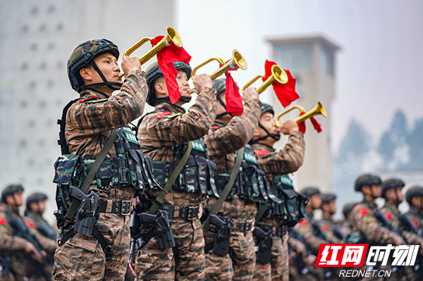 坚决贯彻习主席开训动员令 武警湖南总队掀起练兵备战热潮