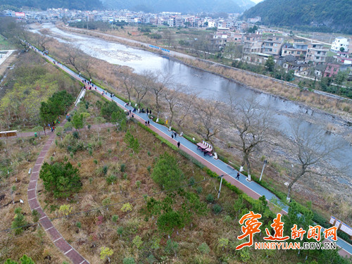 “大美永州”大穿越活动、“重走长征路”永州市文旅广体系统徒步穿越活动在宁远举行02_副本500.jpg