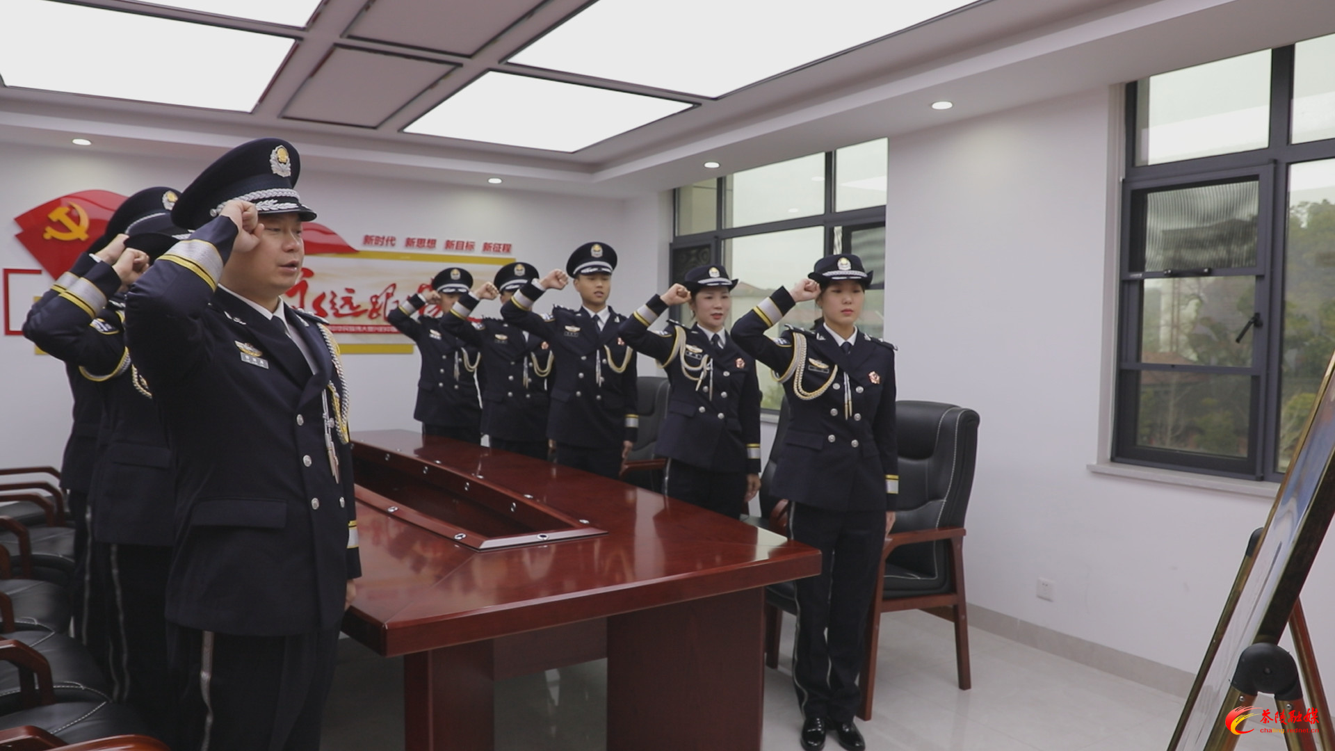 Still0110_00000_副本.jpg Still0110_00000_副本.jpg