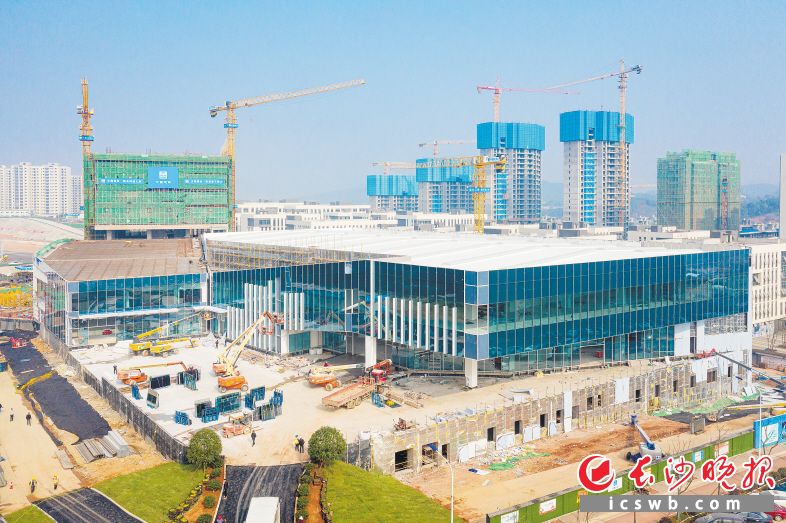 长沙智能驾驶研究院的“小目标”:打造中部乃至全国的智能驾驶网联汽车标杆产业园。汪志功 摄