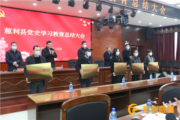 微信图片_20220112181345_副本.jpg