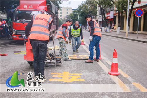 绘制道路标志 (1).jpg