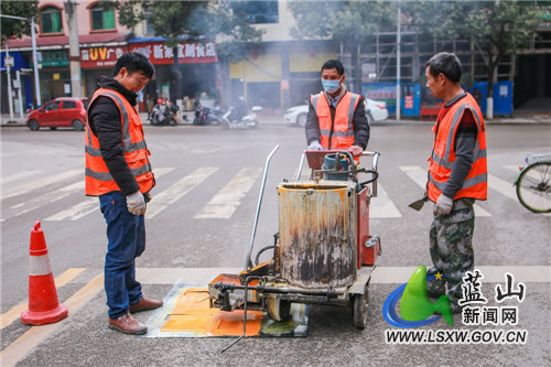 绘制道路标志 (2).jpg