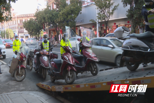 城步：严厉整治城区交通违法行为_邵阳头条网