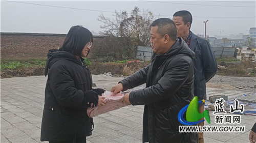 广东佛山市蓝山商会：爱心助学 筑梦未来 2.jpg