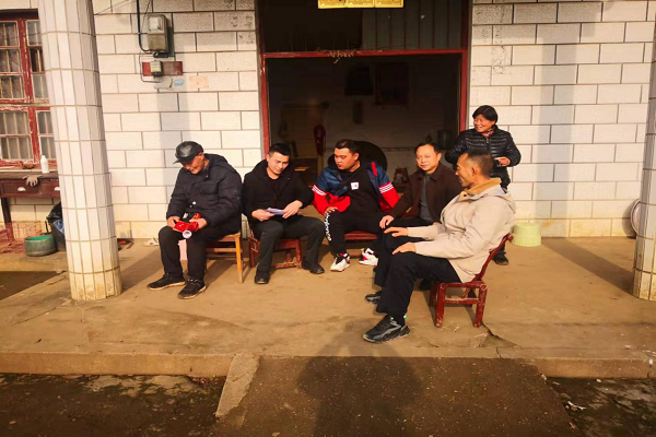 冯家村慰问退伍军人.png