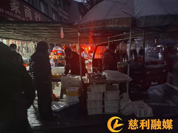 马路市场jpg.jpg 马路市场jpg.jpg