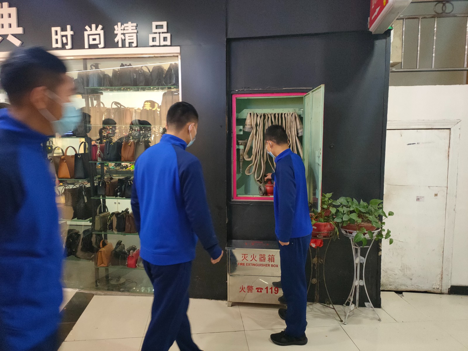熟悉2 - 副本.jpg